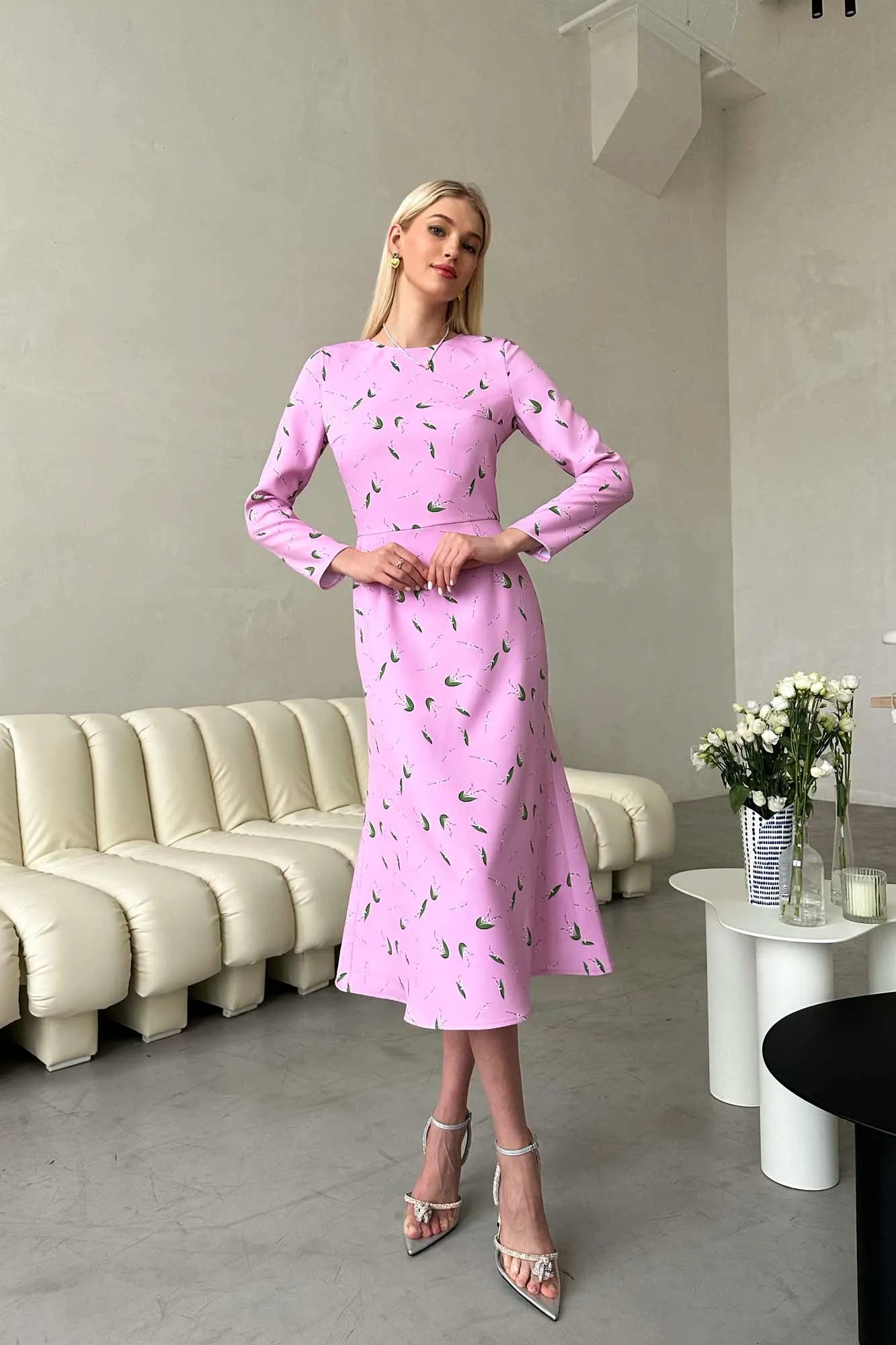 Godet Silhouette Long Sleeve Midi Dress